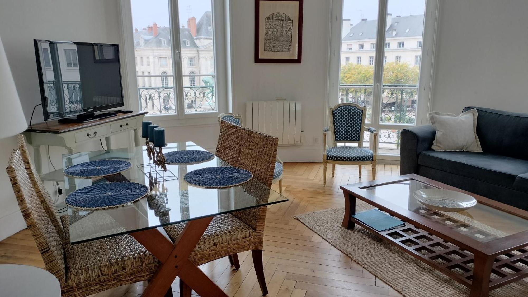 Appartement F3 Au Balcon De La Place Du Martroi Orléans